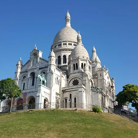 Διαμέρισμα Montmartre, Mairie Du 18e *